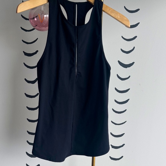 Alo High Neck Black Tank Top - Picture 2 of 7